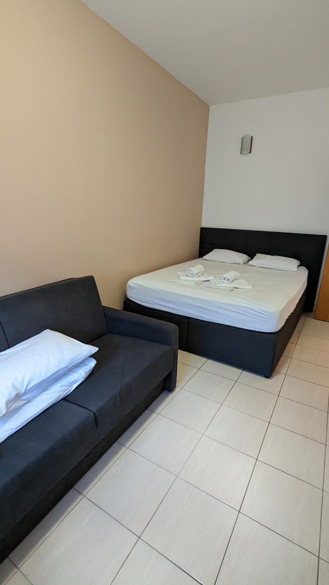 Apartments Vesna Gradac (Split-Dalmatia) Quarto foto
